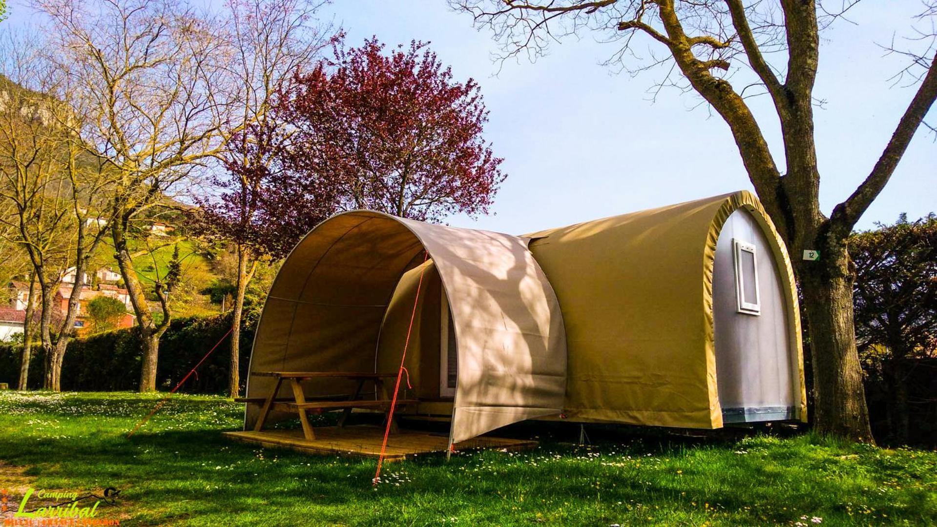 Camping Larribal Millau Esterno foto